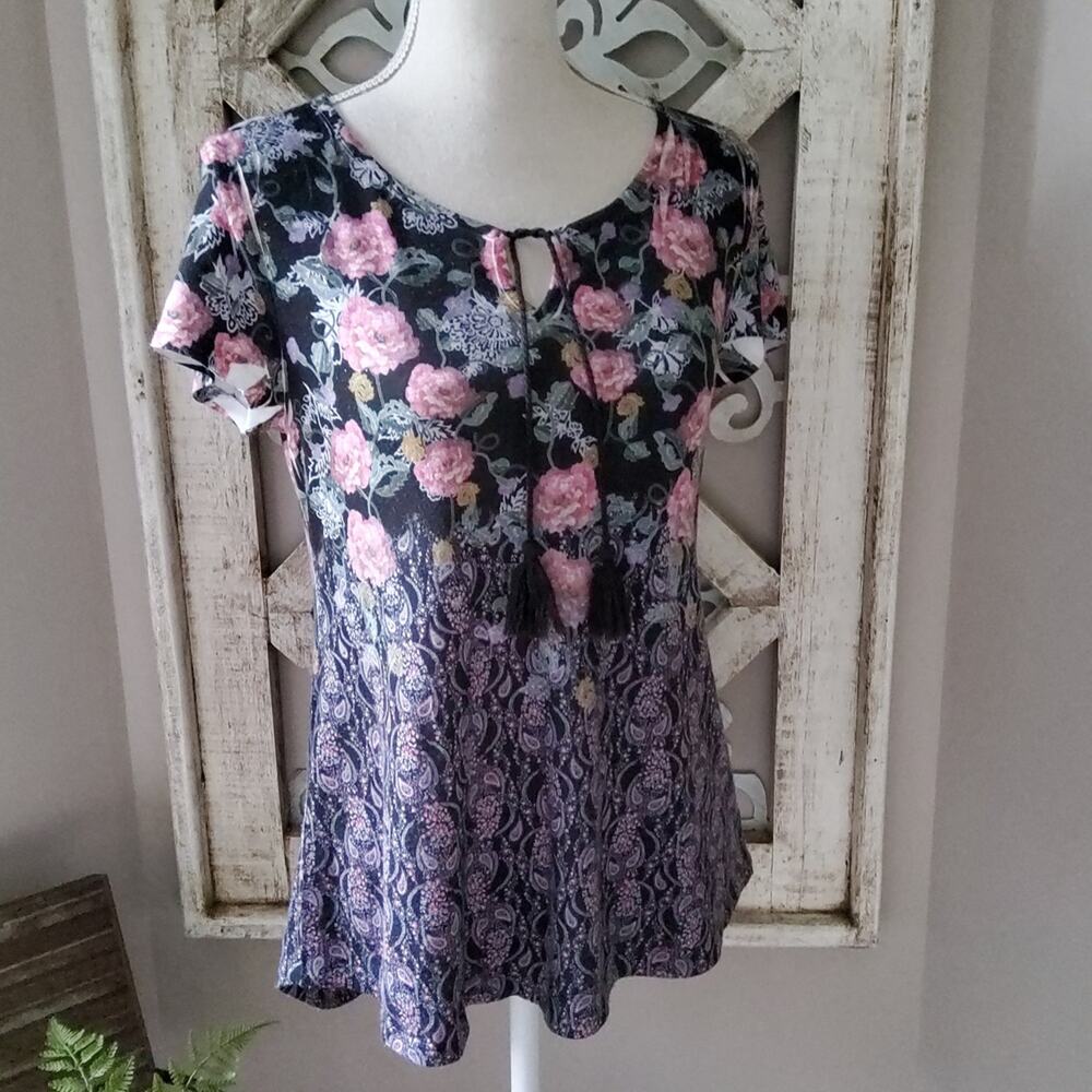 Style & Co Women's Petite Short Sleeve Tassel Top in Black Pink Floral